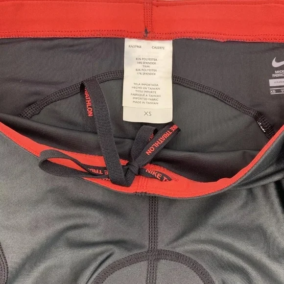 NWT [Nike] Cycling Padded Triathlon Shorts w/ Drawstring Black/Grey Womens Sz XS - Picture 4 of 6